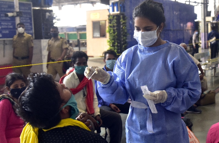 数读5月27日全球疫情全球日增确诊超53万例累计逾1.69亿例印度疫苗浪费率最高达37%